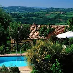 Casale Con Vista Sui Monti Sibillini E Piscina *