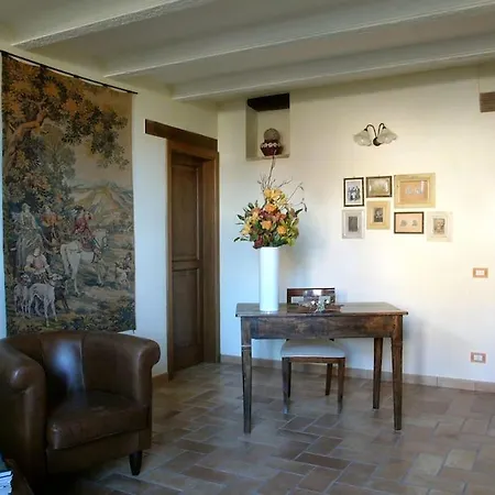 Casale Con Vista Sui Monti Sibillini E Piscina